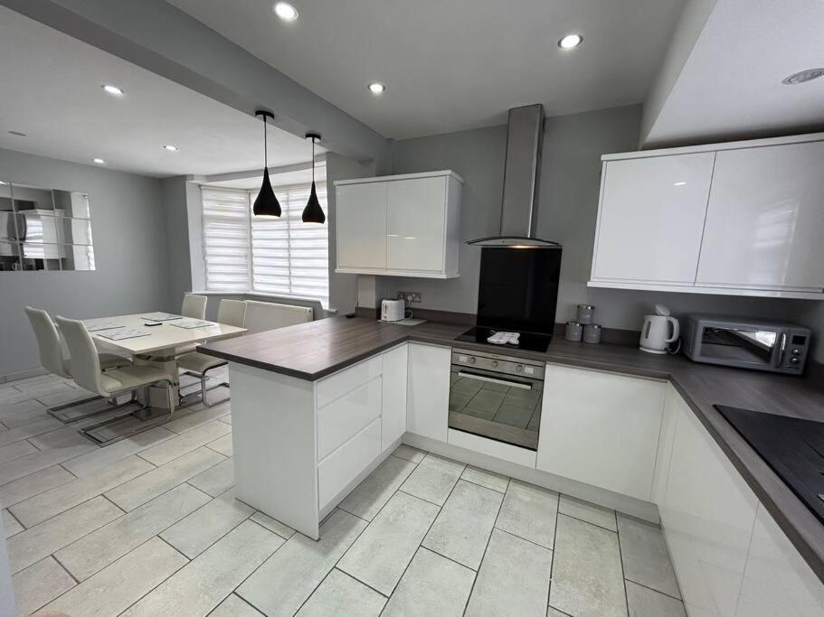 Fresh & Spacious House Rhyl Exterior photo